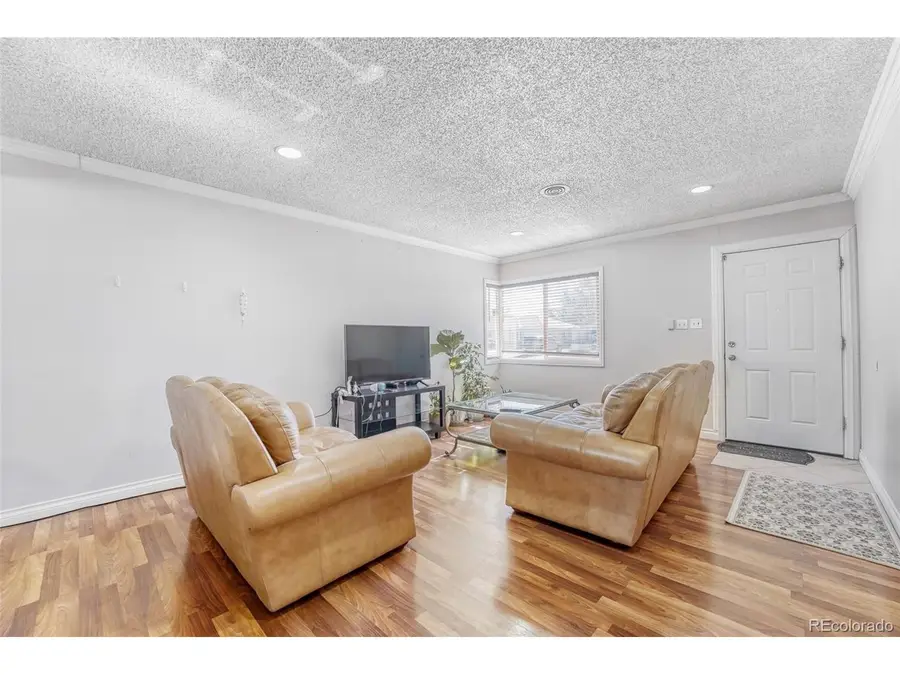 756 Ursula St, Aurora, CO 80011 - #2