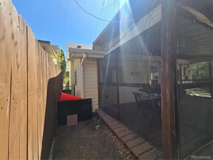 421 State St, Trinidad, CO 81082 - #3