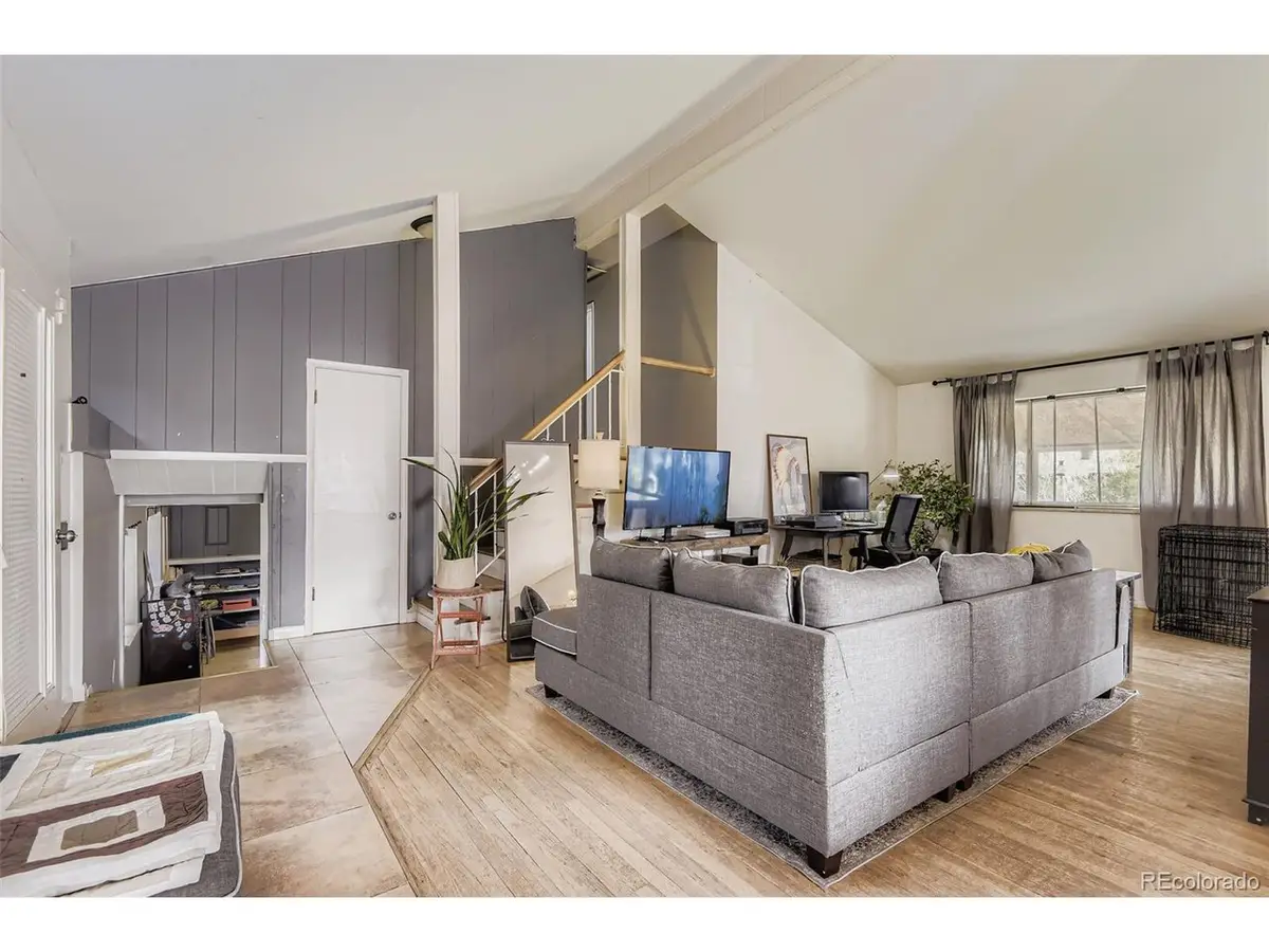 300 Ursula St, Aurora, CO 80011 - Image #1