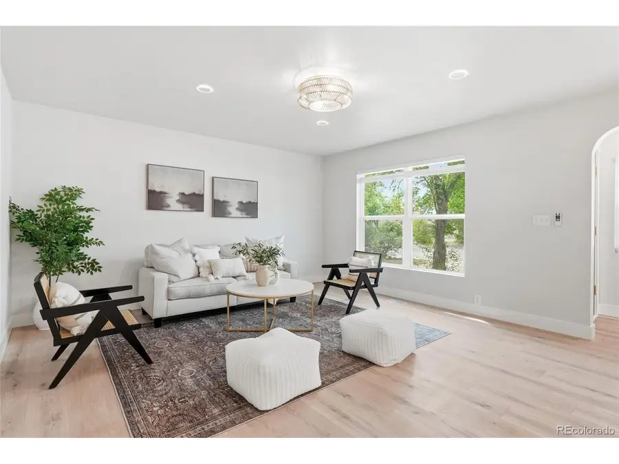 900 Garfield Ave, Loveland, CO 80537 - #2
