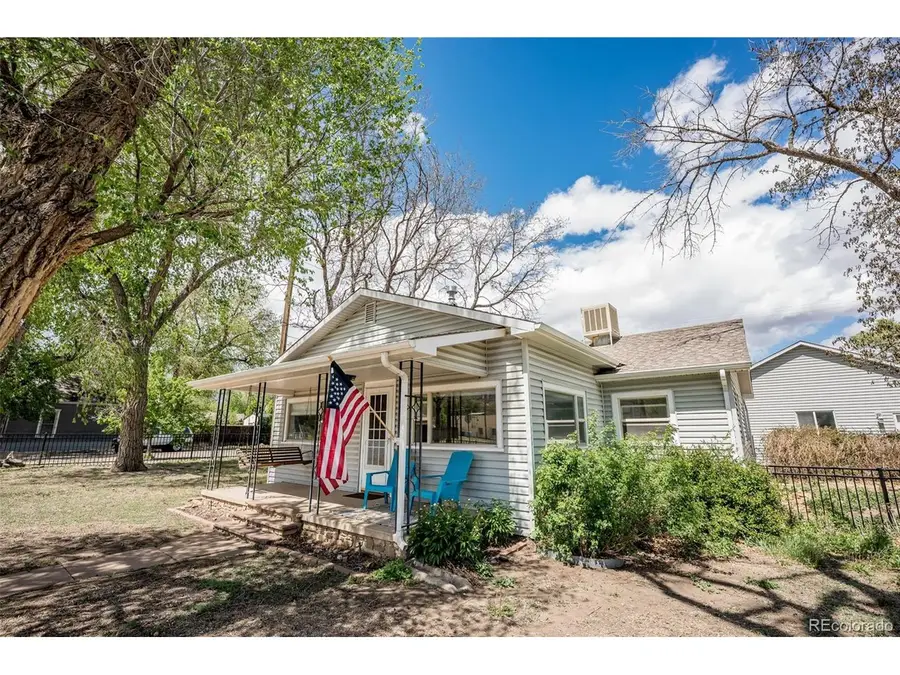 1922 W Cucharras St, Colorado Springs, CO 80904 - #3