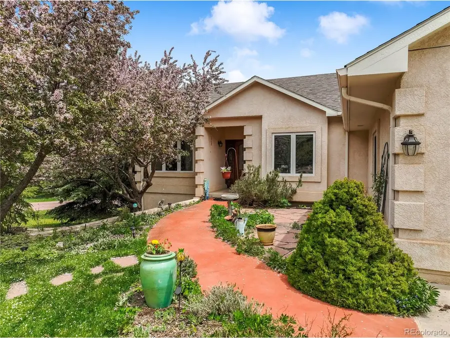 1590 Longview Cir, Monument, CO 80132 - #2