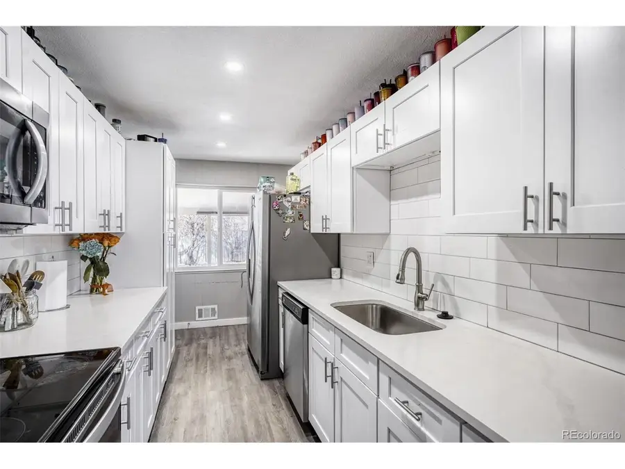 1545 S Chase Ct, Lakewood, CO 80232 - #3