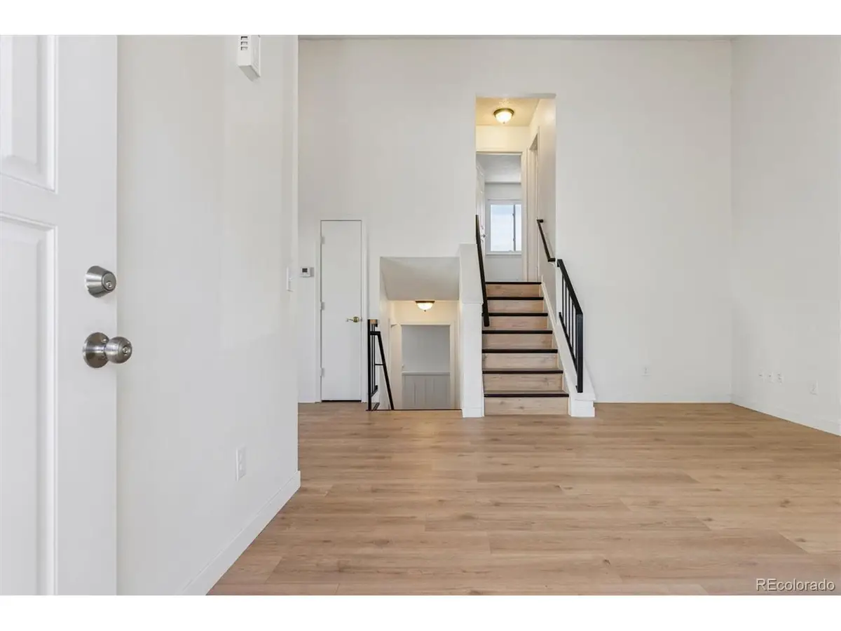 17406 E Temple Dr, Aurora, CO 80015 - Image #1