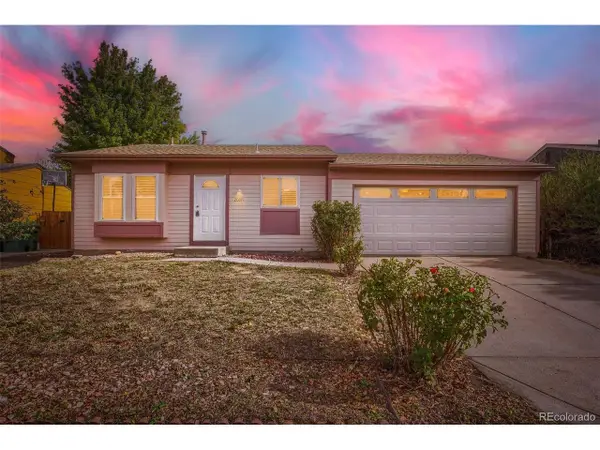 20691 E Buchanan Dr, Aurora, CO 80011