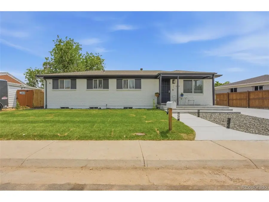 12962 Olmsted Pl, Denver, CO 80239 - #2