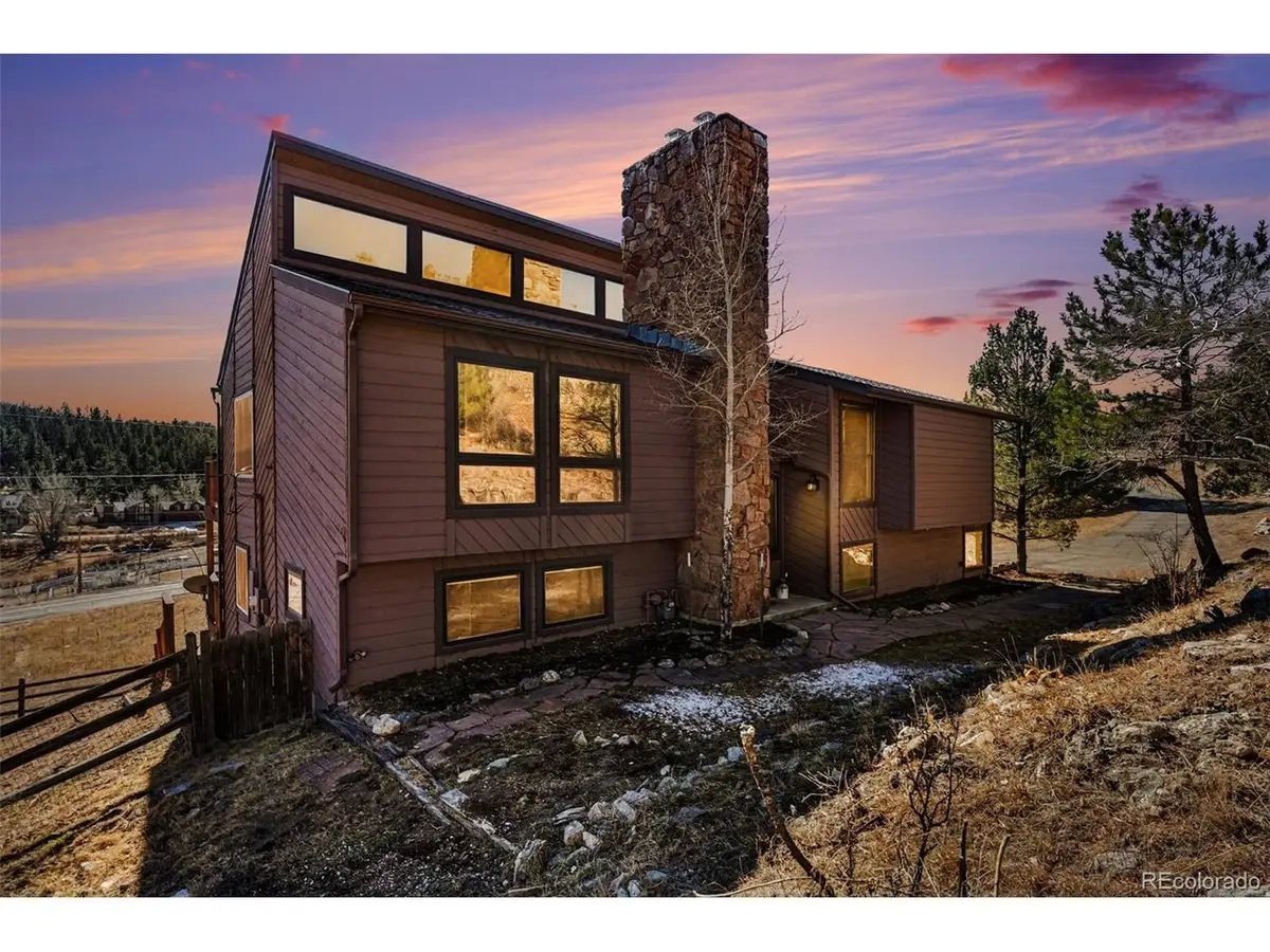 3260 Bit Rd, Evergreen, CO 80439 - #1