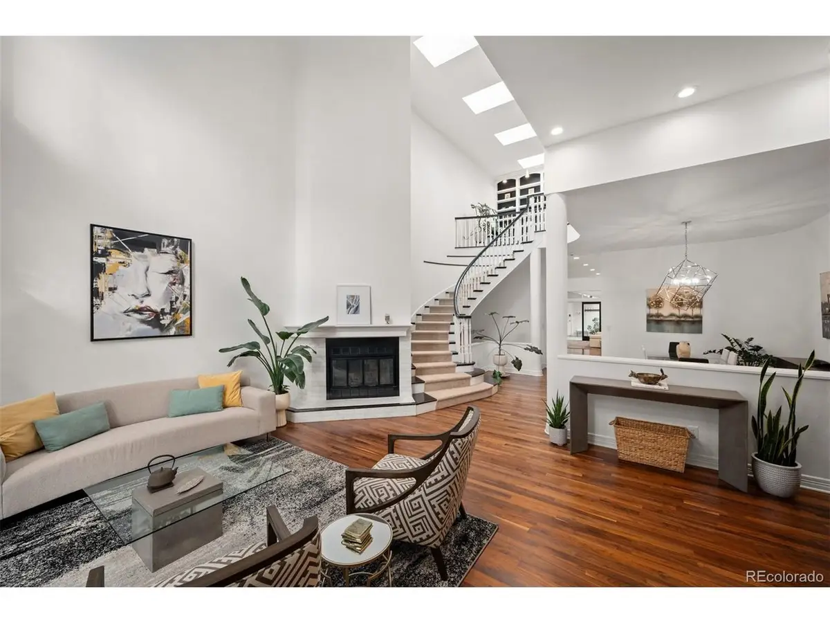 270 Cook St, Denver, CO 80206 - #1