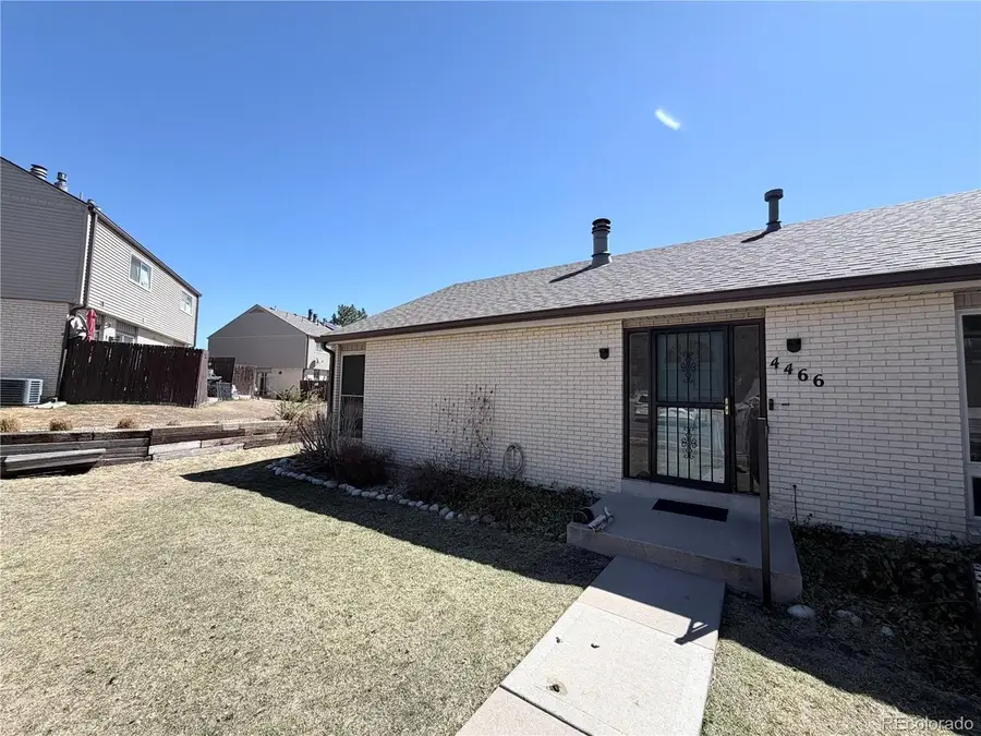4466 W Pondview Dr, Littleton, CO 80123 - #2