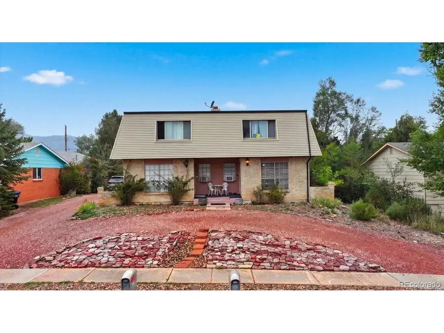 724 Pioneer Ln, Colorado Springs, CO 80904 - #3