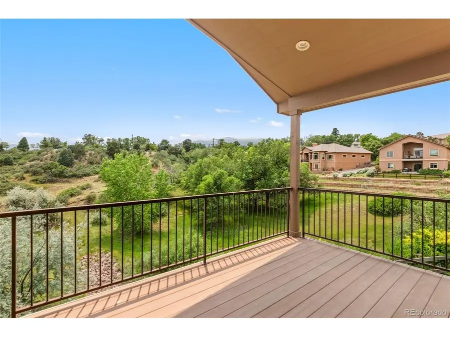 2425 Mesa Crest Grv, Colorado Springs, CO 80904 - #3