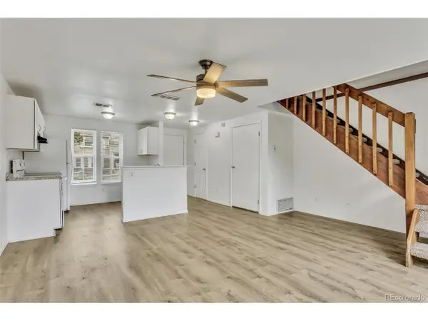 1514 S Ouray Cir #B, Aurora, CO 80017