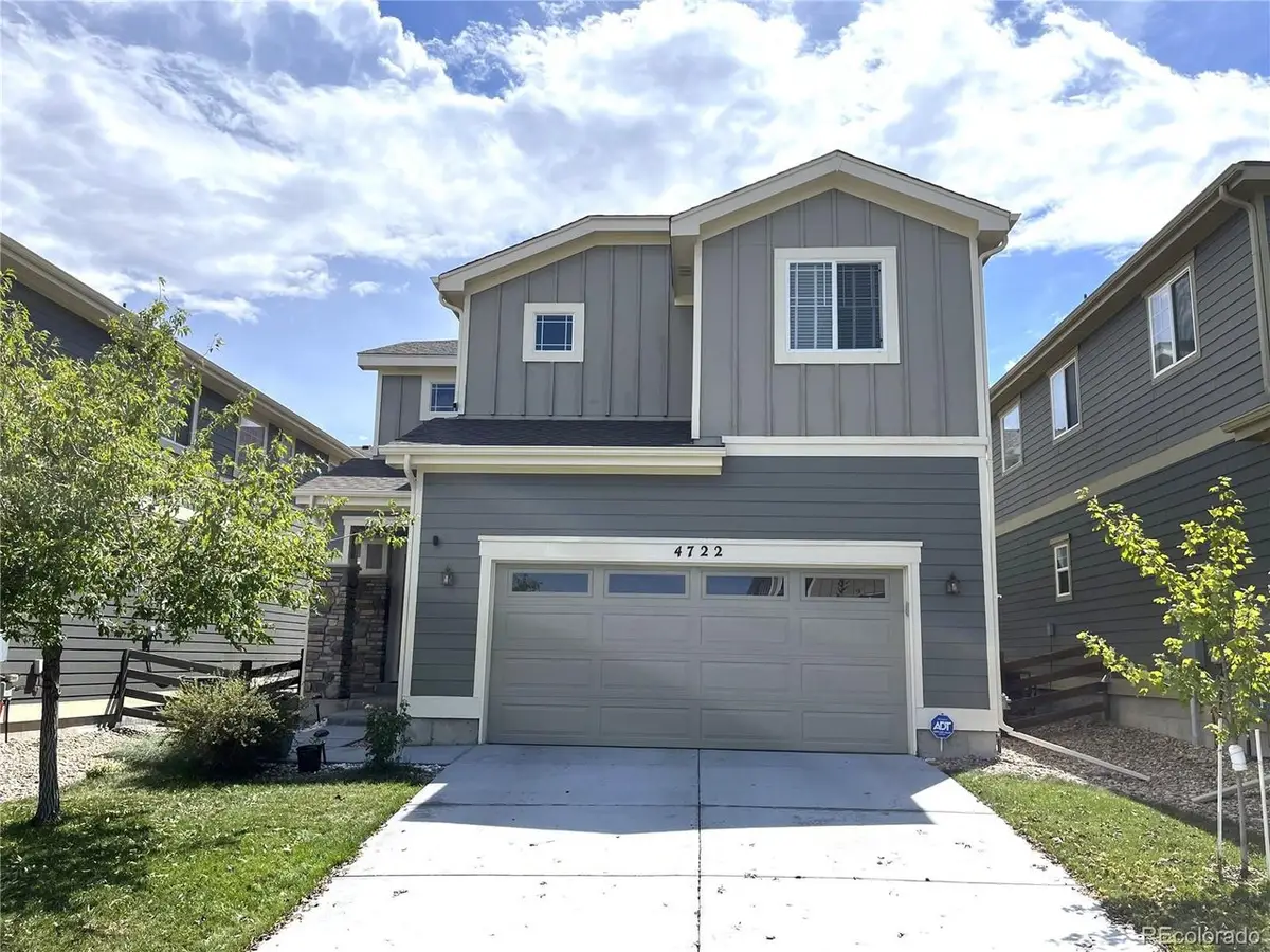 4722 S Picadilly Ct, Aurora, CO 80015 - #1