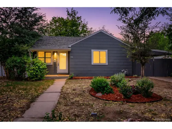 755 Newark St, Aurora, CO 80010