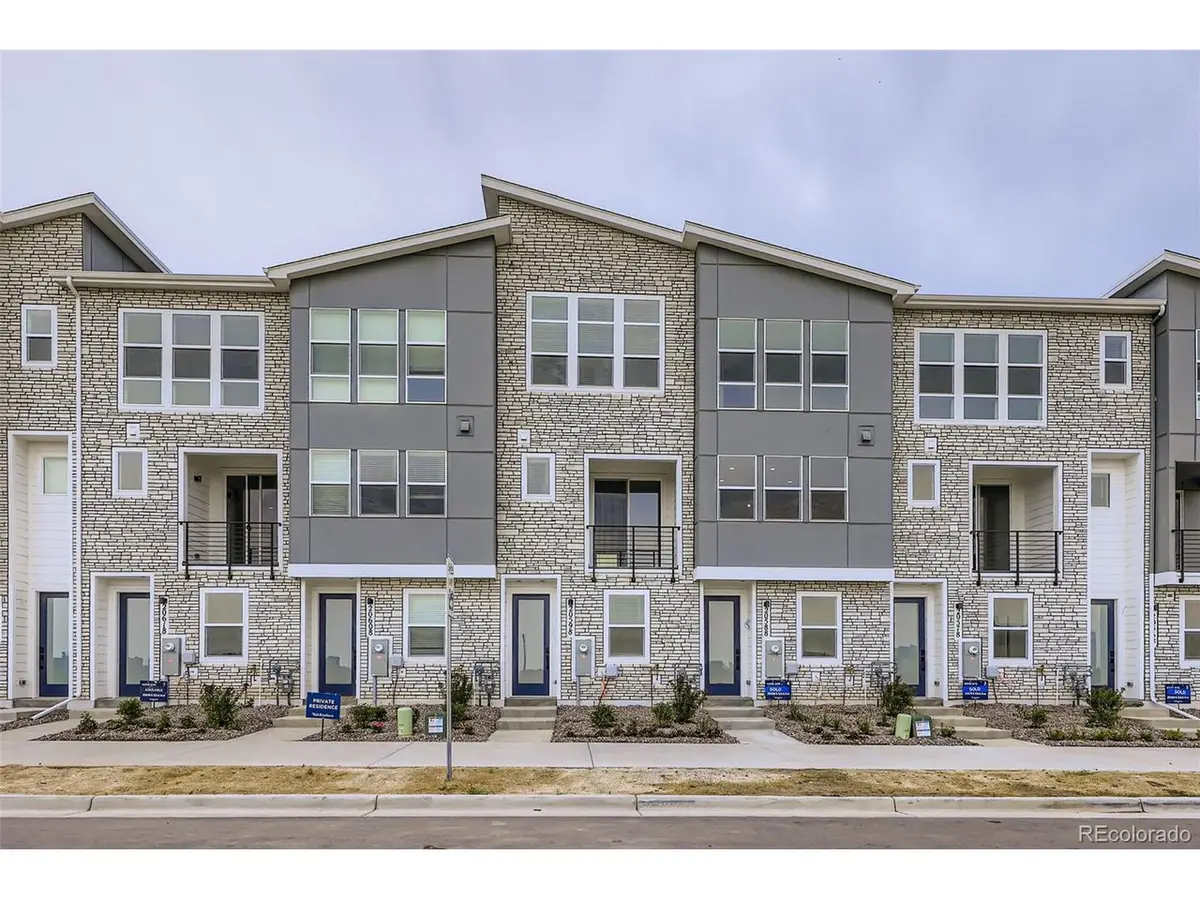 20598 E 63rd Ave, Aurora, CO 80019 - #1