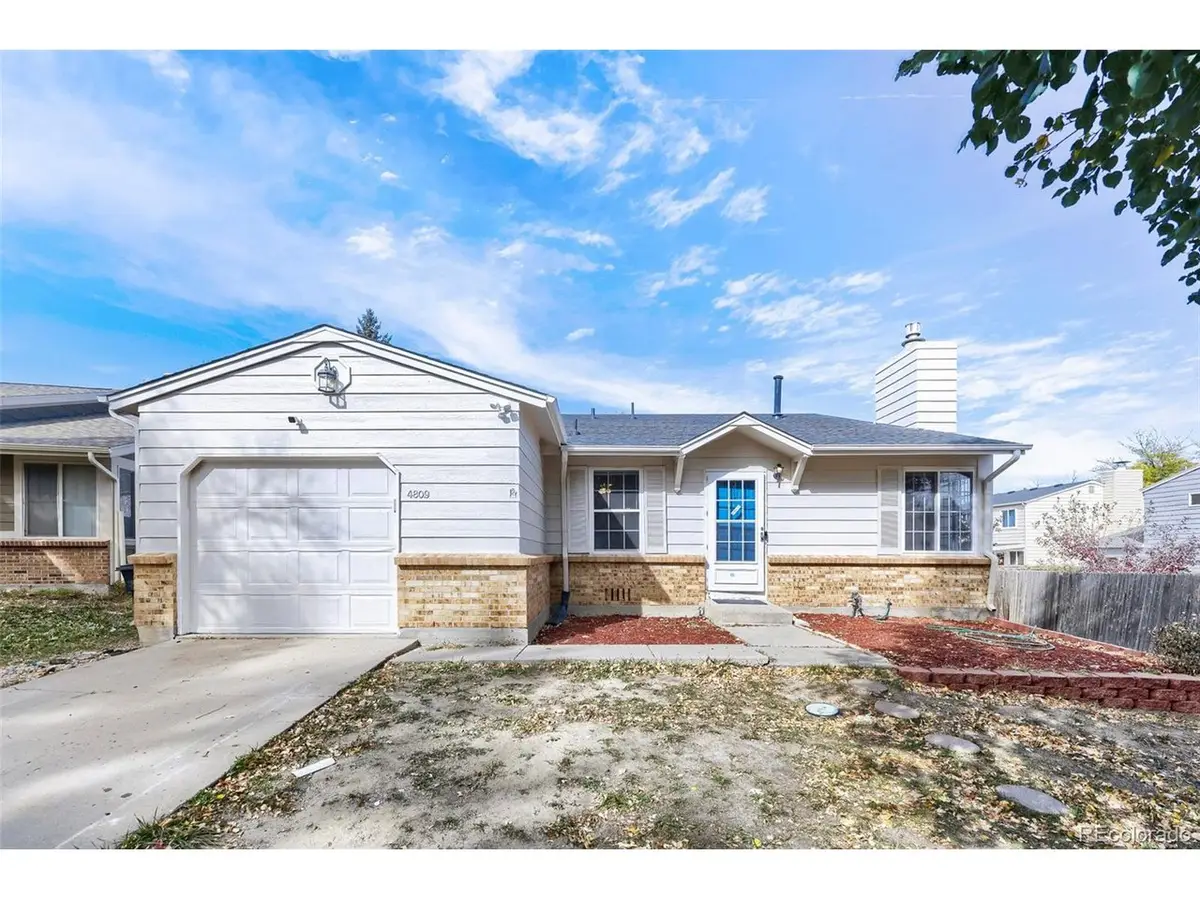 4809 S Richfield Cir, Aurora, CO 80015 - #1