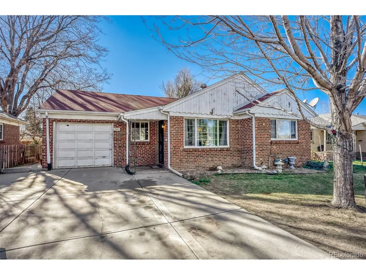 2941 Ivanhoe St, Denver, CO 80207 - #1