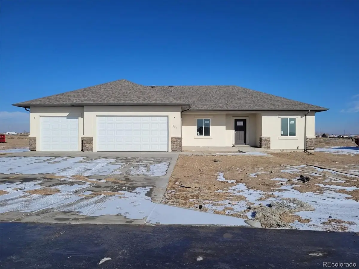 697 Cabaret Dr, Pueblo, CO 81007 - #1