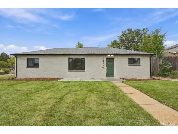 1590 Oak Pl, Thornton, CO 80229