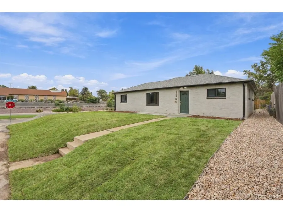 1590 Oak Pl, Thornton, CO 80229 - #2