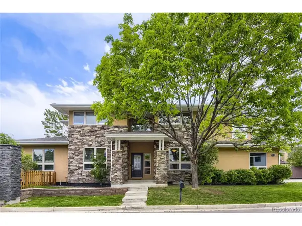 3059 S University Cir, Englewood, CO 80113