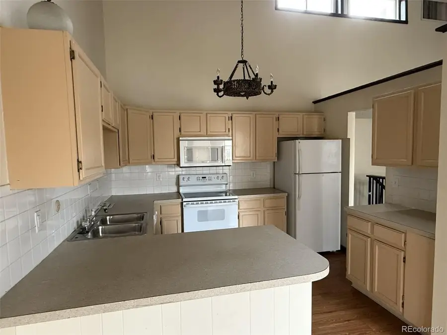 1943 Meadow Dr #B2, Longmont, CO 80501 - Image #3