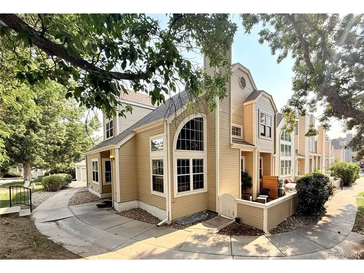 5714 W Atlantic Pl, Lakewood, CO 80227 - #1