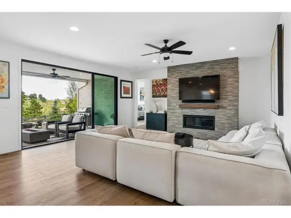 6924 Sunstrand Ct, Castle Pines, CO 80108
