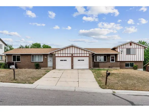 951 S Yarrow St, Lakewood, CO 80226