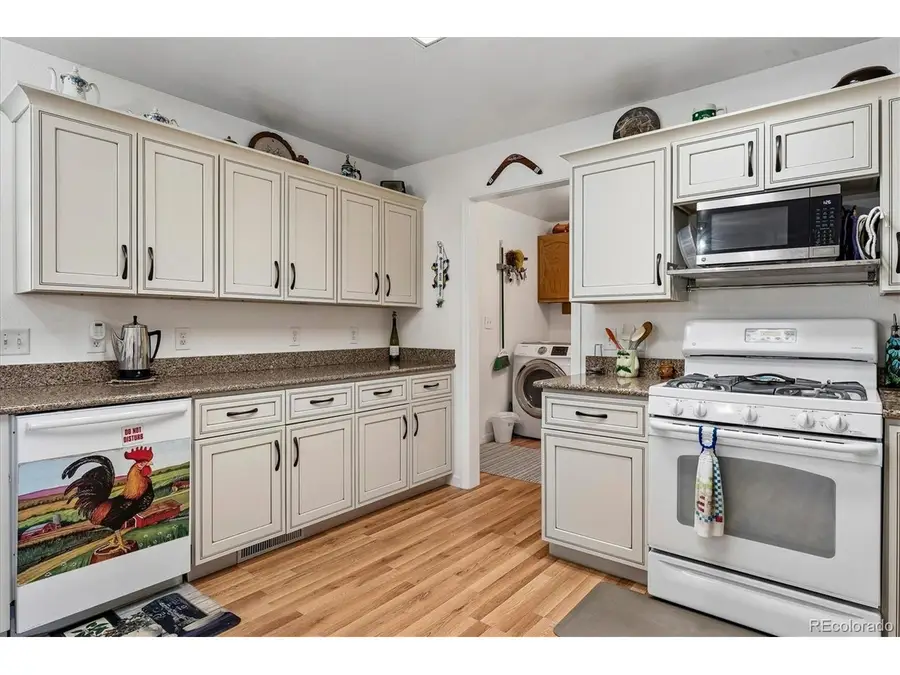 498 Dakota St, Kiowa, CO 80117 - #3