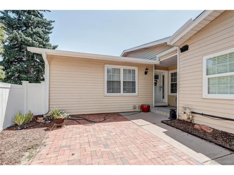 2416 S Vaughn Way #A, Aurora, CO 80014 - #3