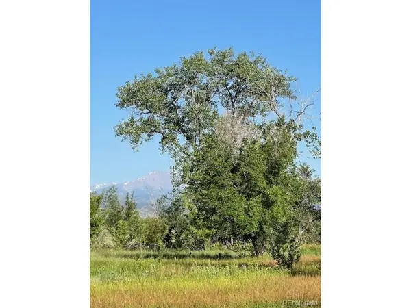 8523 Hygiene Rd, Longmont, CO 80503