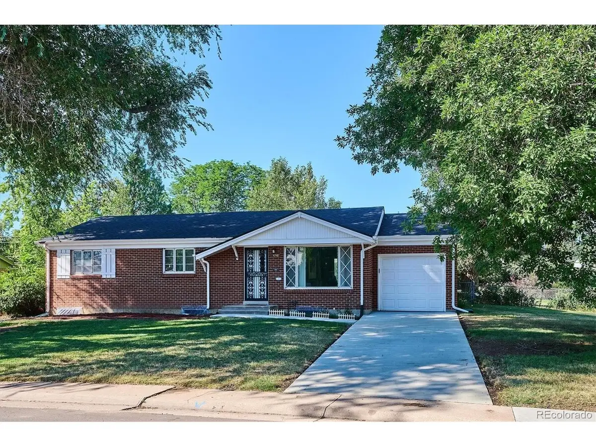 3798 W Chenango Ave, Littleton, CO 80123 - #1