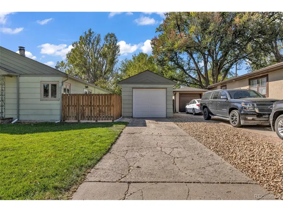 612 Lincoln St, Brush, CO 80723 - #3
