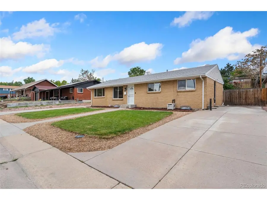 8369 Cherokee St, Denver, CO 80221 - #3