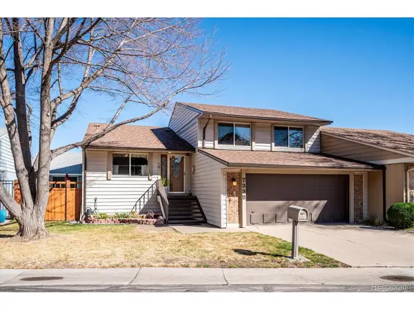 7335 W Maple Dr, Lakewood, CO 80226