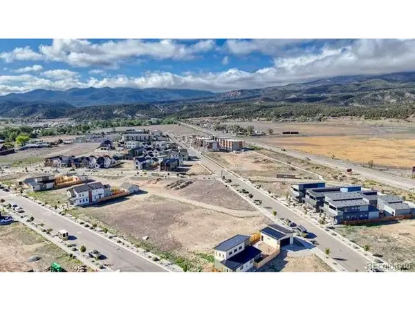 223 Southside Loop, Salida, CO 81201