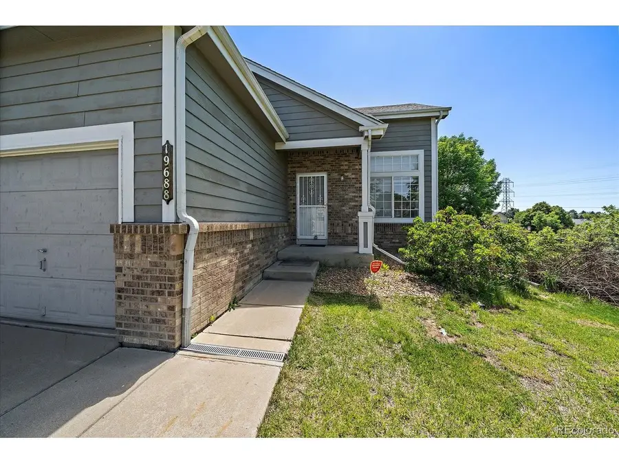 19688 E Lasalle Dr, Aurora, CO 80013 - Image #3