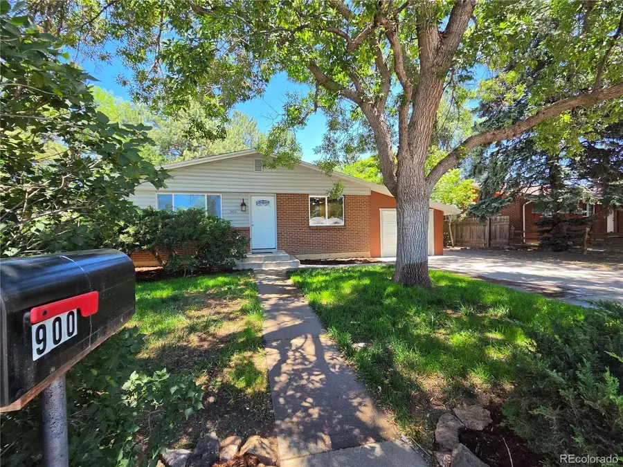 900 S Pratt Pkwy, Longmont, CO 80501 - #2