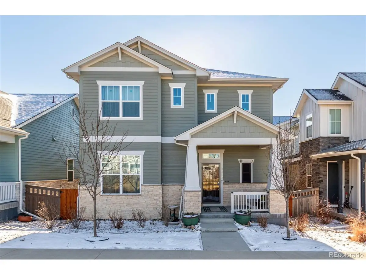 6010 N Netherland Ct, Aurora, CO 80019 - Image #1
