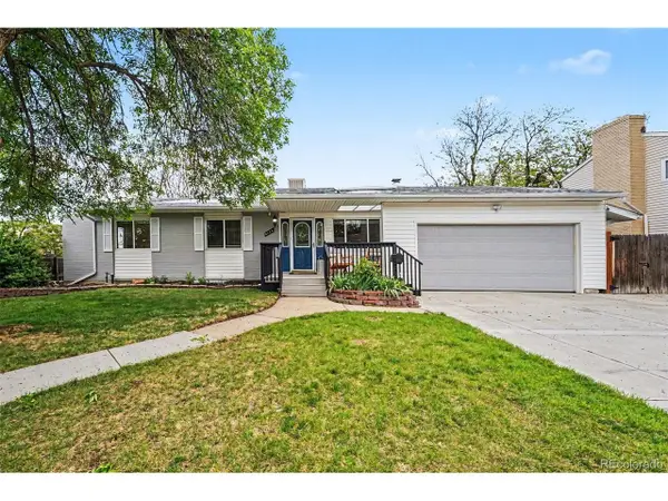 6134 Queen Ct, Arvada, CO 80004