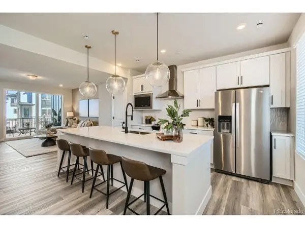 1606 Park Pl, Broomfield, CO 80023