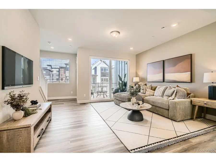 1606 Park Pl, Broomfield, CO 80023 - #3