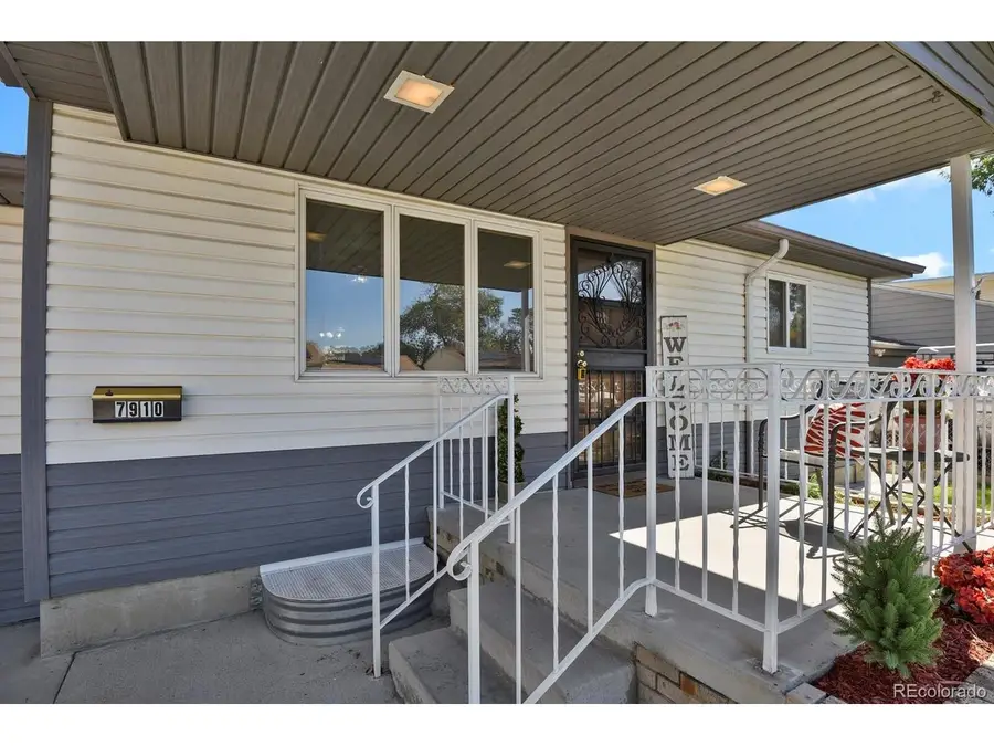 7910 Niagara St, Commerce City, CO 80022 - #3