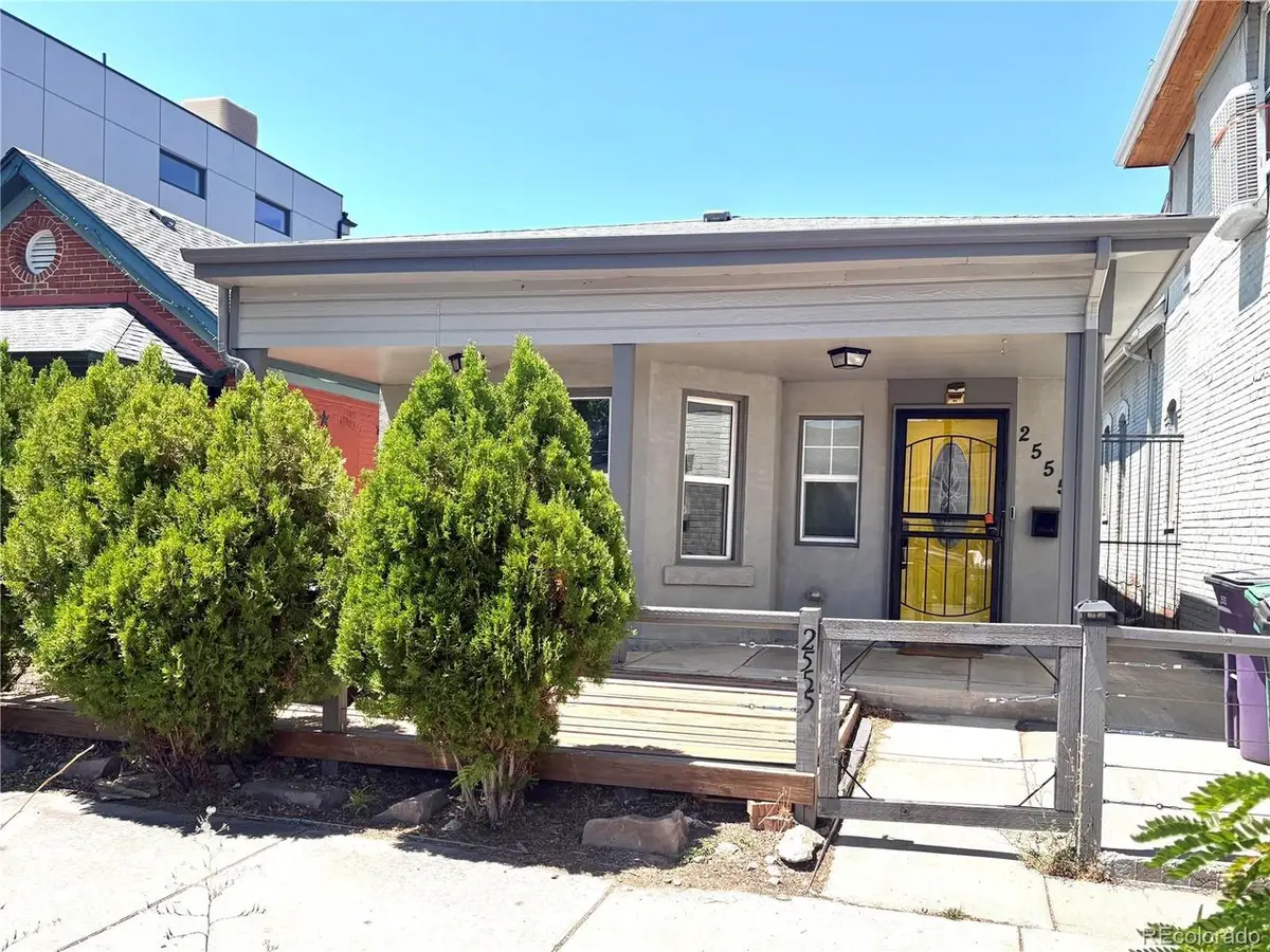 2555 N Clarkson St, Denver, CO 80205 - #1