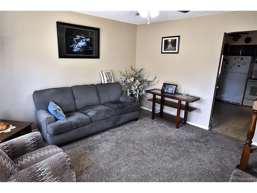 632 Hilltop St, Longmont, CO 80504 - #3