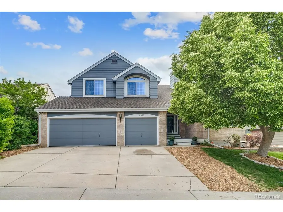 8927 Green Meadows Ln, Littleton, CO 80126 - #2