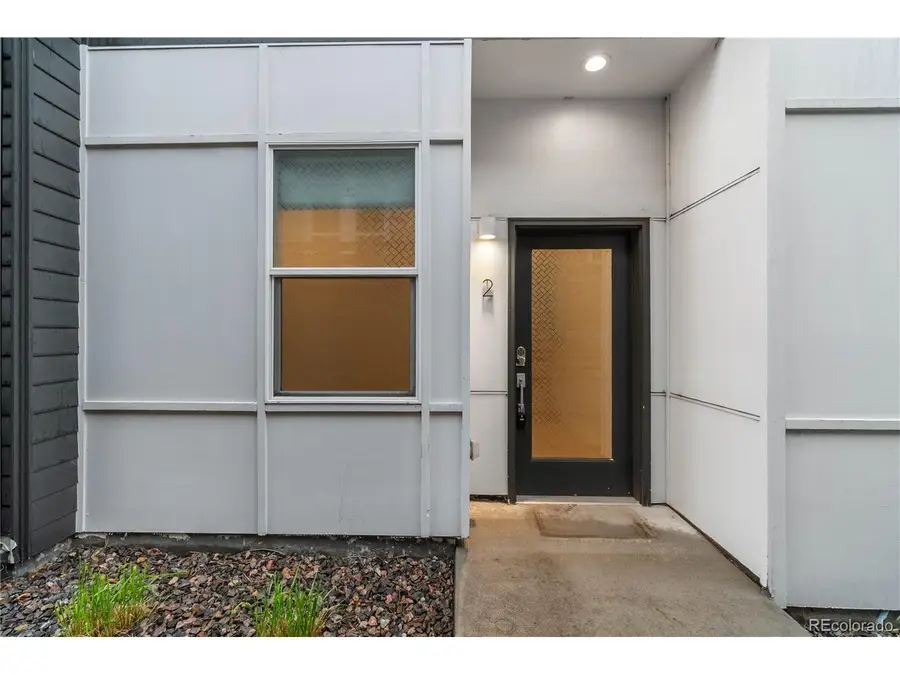1826 Irving St #2, Denver, CO 80204 - #3
