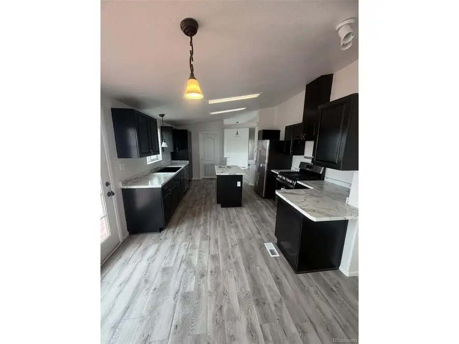 5511 Ridgetop Ct, Alamosa, CO 81101 - #3