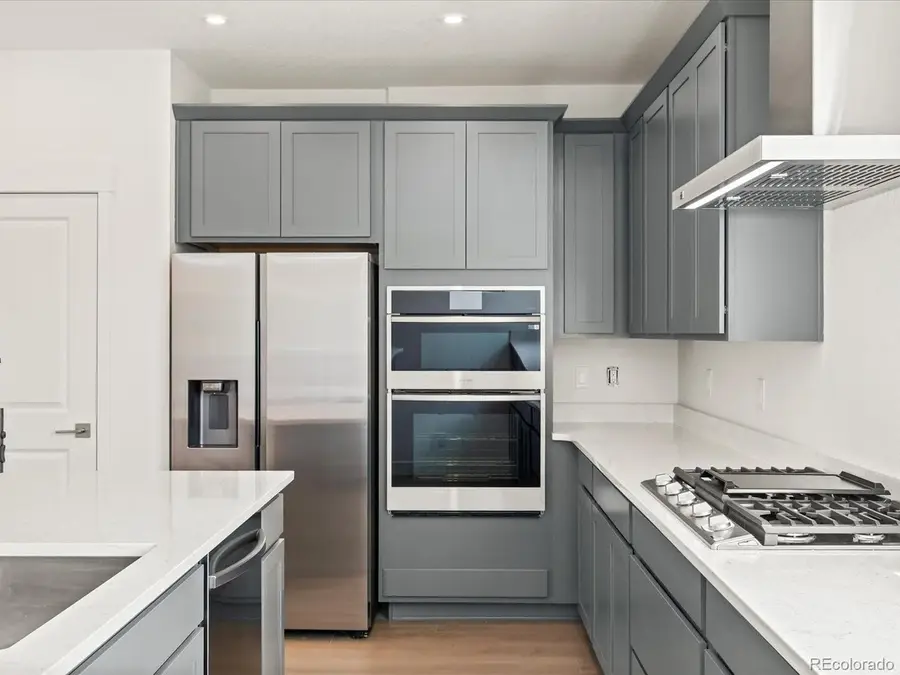 33 Ascent Trl, Englewood, CO 80112 - #3